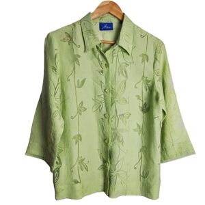 J.H. Collectibles Green Celery Laser Cut Button 3/4 Sleeve Blouse Size Large